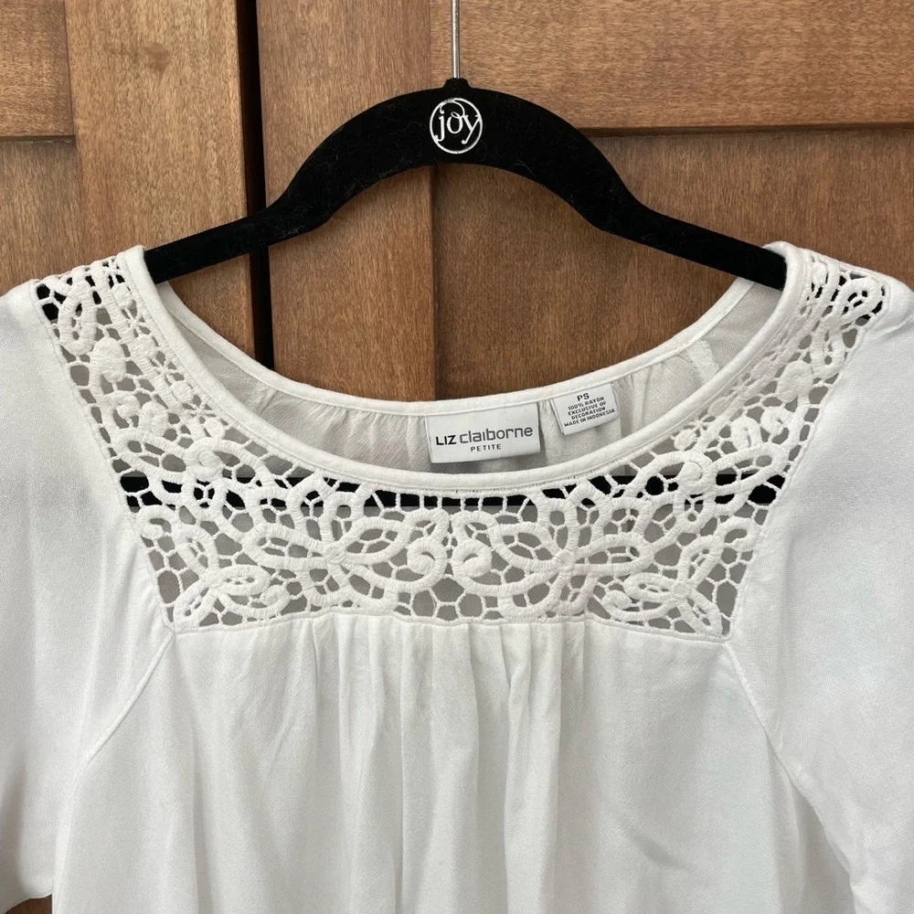 Liz Claiborne Top - Picture 2 of 6